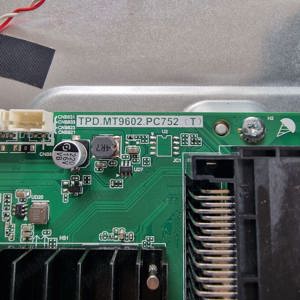 Dezmembrez smart tv NEI 65NE6901 - imagine 3