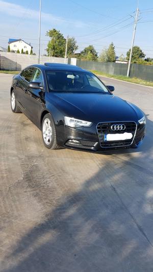 VÂND Audi A5 impecabil trapă  - imagine 6
