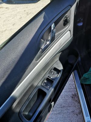  Skoda Octavia II din   2012   2.0 TDI   140 CP - imagine 4