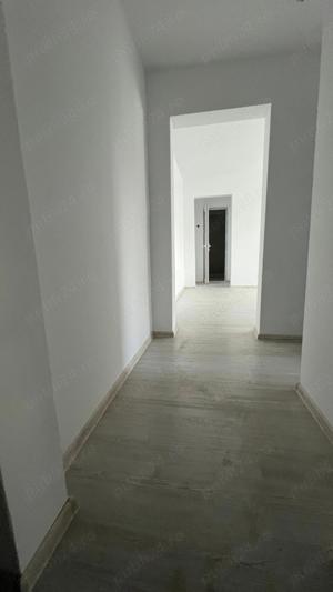 Vand apartament 3 camere Rm Sarat - imagine 4