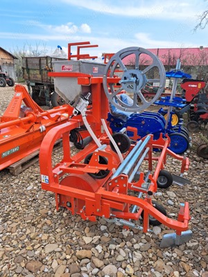 UTILAJE recoltare radacinoase - imagine 4