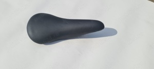 Sa din piele neagra pentru cursiera,semicursiera Made in FRANCE