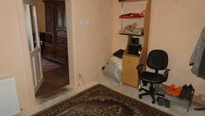 Vand casa in Deva pe un singur nivel, zona 22 Decembrie (Ceangai), suprafata totala de teren 2390 mp - imagine 10