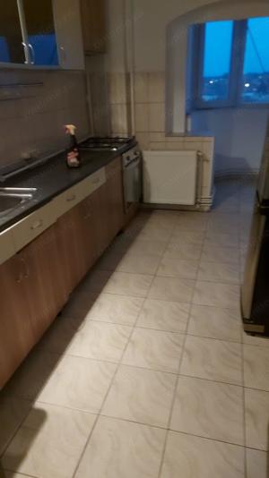 Vand apartament spatios , 2 camere, zona Simion Barnutiu - imagine 16