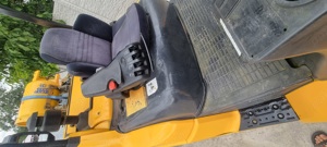 vînd stivuitor foarte bine întreținut  - imagine 4