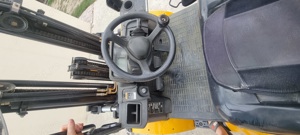 vînd stivuitor foarte bine întreținut  - imagine 7