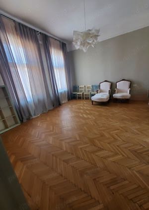 Vand apartament 4 camere zona Ultracentrala - ID : RH-40510-property - imagine 2