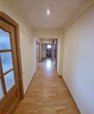 Vand apartament 3 camere spatios - imagine 7