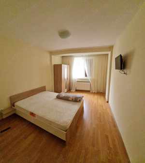 Vand apartament 3 camere spatios - imagine 9