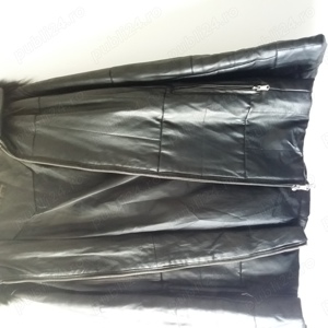 Geacă piele măsura 44 cu glugă detașabilă