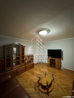 Apartament cu 4 camere, 2 bai, Zona Aradului - imagine 2