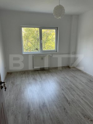 Apartament 4 camere decomandat, 102 mp, zona Doamna Ghica - imagine 12