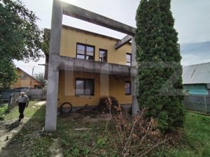 Casa, 6 camere, la rosu, Serbanesti 114.000 euro - imagine 19