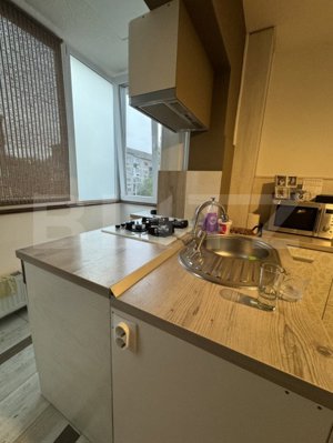 Apartament 3 camere, 70 mp, zona Lipovei - imagine 2