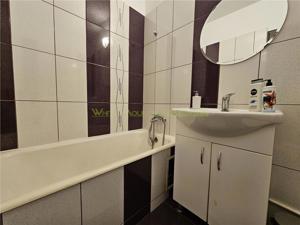 Garsoniera renovata in zona linistita Racadau - imagine 9