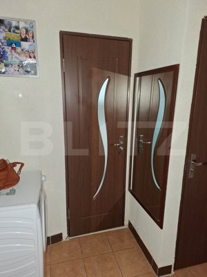 Apartament 2 camere,decomandat,B-dul Dambovita - imagine 9