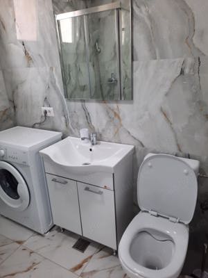 Cazare regim hotelier  2 camere-   zona ultracentrala, etaj 1, 2,   - imagine 8