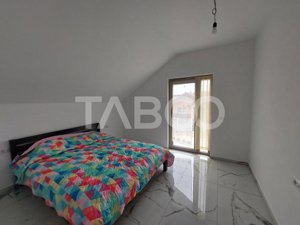 Casa D+P+M 4 camere 4 bai 201mpu garaj terasa curte Micesti Alba Iulia - imagine 6