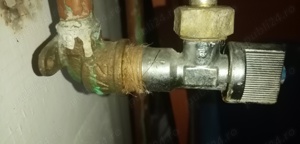 Caut instalator; Solicit oferte pret pt: instalare contor Inlocuit robineți +wc Prelungire țeavă apa - imagine 4