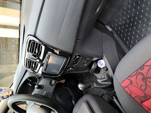 Angajam șoferi taxi .Plan 90 lei. - imagine 2