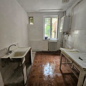 De vânzare: Apartament 2 camere decomandat, etaj parter, zona Dămănești - imagine 5