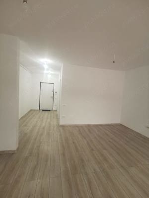 Vand apartament 2 camere - imagine 9