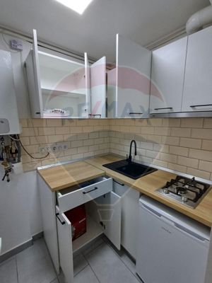 Apartament cu 1 camere de închiriat în zona Central