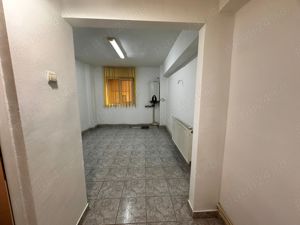 Spatiu Comercial 33 mp. de inchiriat cu centrala, termopane si contoare separate Alba Iulia - imagine 5