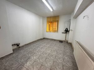 Spatiu Comercial 33 mp. de inchiriat cu centrala, termopane si contoare separate Alba Iulia - imagine 10