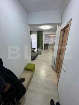 Apartament cu 1 camera, balcon - 40mp - etaj 4/5 cu lift, zona Petrom - imagine 4