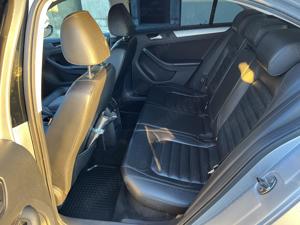 Volkswagen Jetta hybrid  - imagine 7