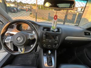 Volkswagen Jetta hybrid  - imagine 5