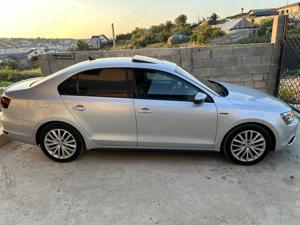 Volkswagen Jetta hybrid  - imagine 4