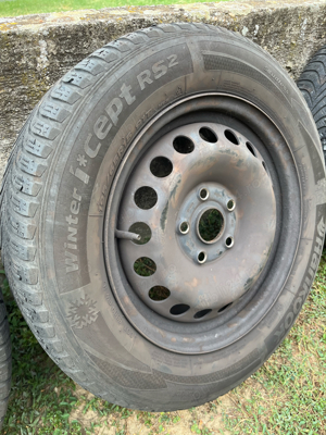 Set Roti Iarna Jante + Anvelope Dunlop Germany Hankook 195 65 R 15 91T - imagine 2