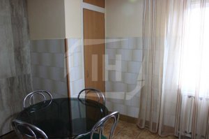 Apartament cu 4 camere, decomandat, zona strazii Bucuresti - imagine 6