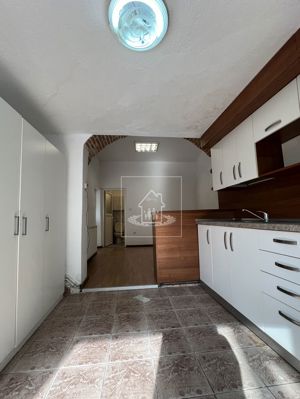 Imobil de tip casa amplasat pe Pasajul Scarilor / Ultracentral - imagine 11