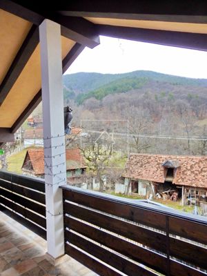 Casa de vacanta / Pensiune de vânzare la 12km de Sibiu - imagine 11