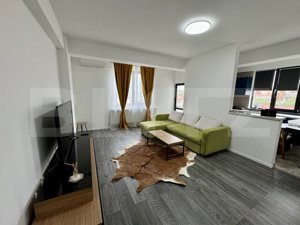 Apartament 2 camere 68mp, parcare privata, Ac, zona Centrala - imagine 3