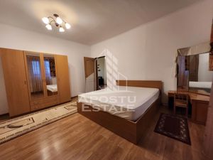 Apartament cu 4 camere, centrala proprie, zona Bucovina - imagine 5