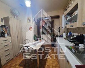 Apartament decomandat cu 2 camere, etaj 1, zona Aradului - imagine 3