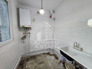 Apartament cu 3 camere, centrala proprie, zona Dacia - imagine 4