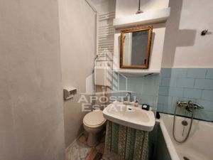 Apartament cu 3 camere, centrala proprie, zona Dacia - imagine 5