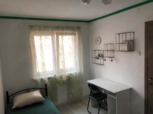 Închiriez apartament 2 camere zona Vasile Aaron - imagine 2