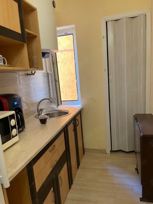 Închiriez apartament 2 camere zona Vasile Aaron - imagine 7