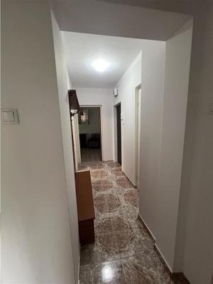 Giurgiului-Drumul Gazarului, apartament 3 camere,bloc reabilitat - imagine 12