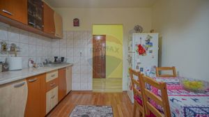 Apartament două camere decomandat la intrare în Răcădău! - imagine 18