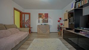 Apartament două camere decomandat la intrare în Răcădău! - imagine 2