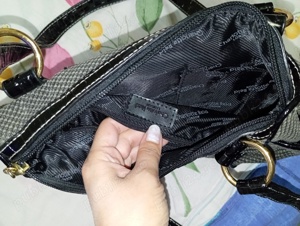 Geanta eleganta Charlotte Reid London gri cu insertii aurii, moderna  - imagine 9