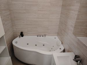 Inchiriez apartament 3 camere in Floresti pe strada Sportului - imagine 8