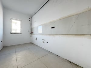 Apartament 2 camere, 53mp utili, curte 32mp, pozitie excelenta in Giroc - imagine 6